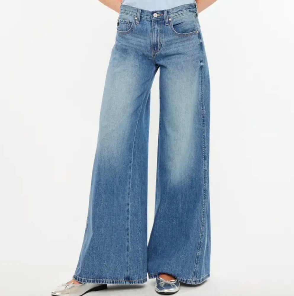 NWT KAN CAN Wide-Leg Low Waist Denim Jeans
